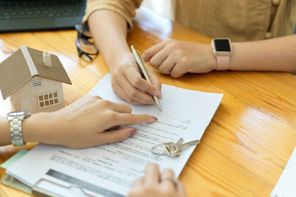 Looking to Sell Your Home? Learn How a Real Estate Attorney Can Benefit You