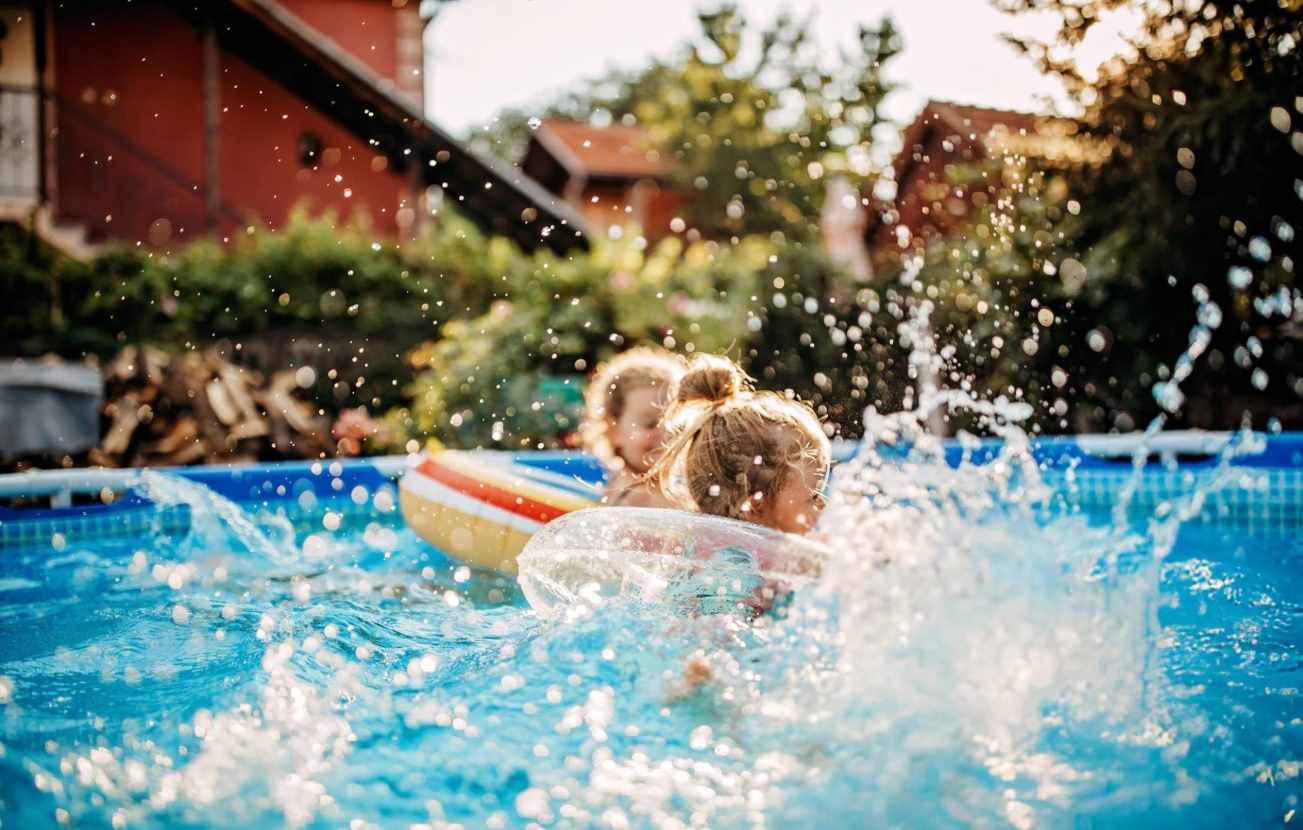 Crafting a Aquatic Haven That is Your Backyard Pool