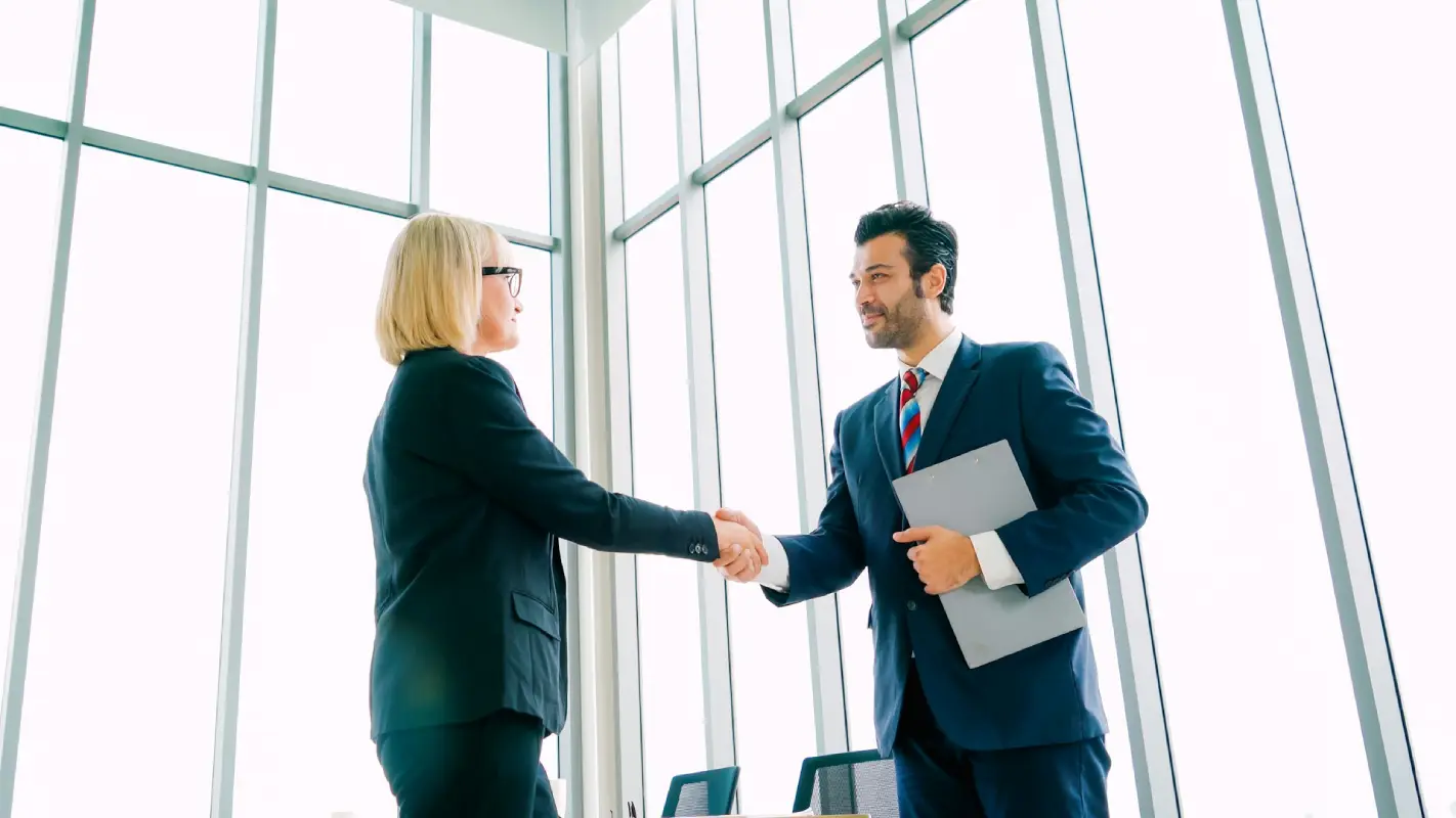 How to Find the Right Business Lawyer for a Startup