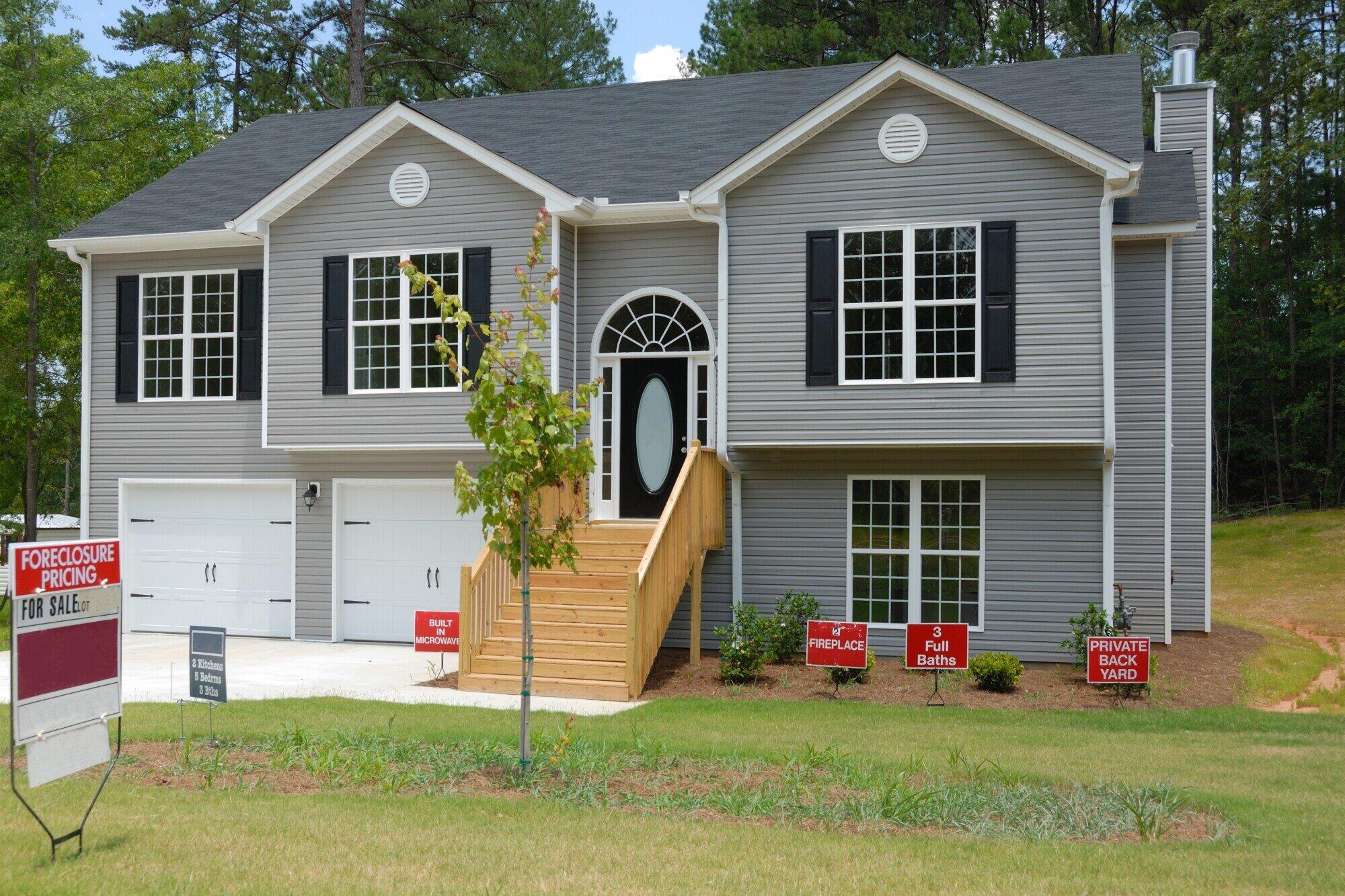 Mindful Home Selling: Simplify Your Life and Deal